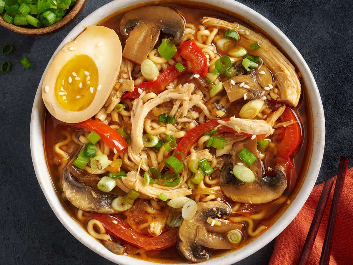 Slow Cooker Chicken and Vegetables Ramen